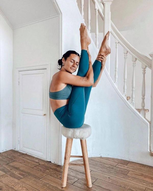 3個動作,我練了一個星期,發現上背部變薄了,前屈也進步了 3個動作,我練了一個星期,發現上背部變薄了,前屈也進步了