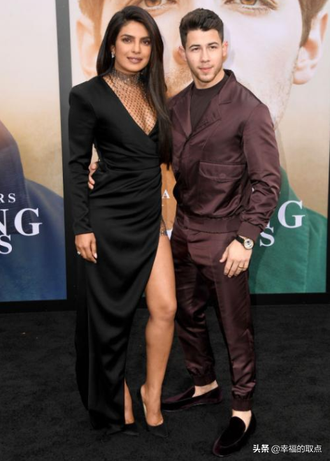 印度女神卡普喬，身穿寬鬆連衣裙，連續獲得印度、世界小姐的稱號