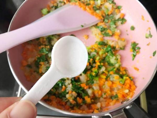 孩子不愛吃飯，試試這道青菜蝦仁飯糰，顏值高味道好，做法簡單