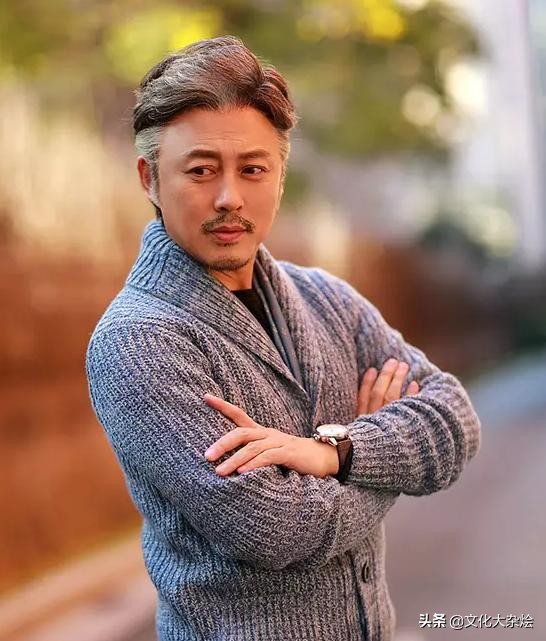 《星辰大海》陣容好強大，認出了梅姑徒弟，又被古典男神圈粉了