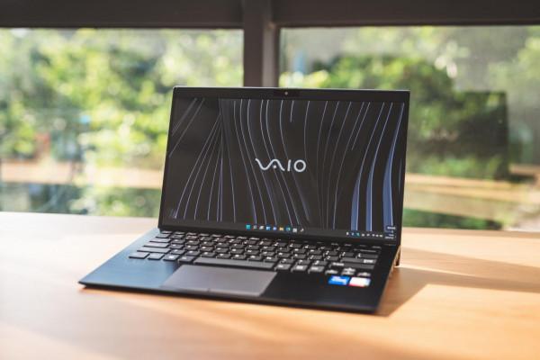如何在星巴克氣氛組脫穎而出？VAIO SX14 2022版輕薄本評測