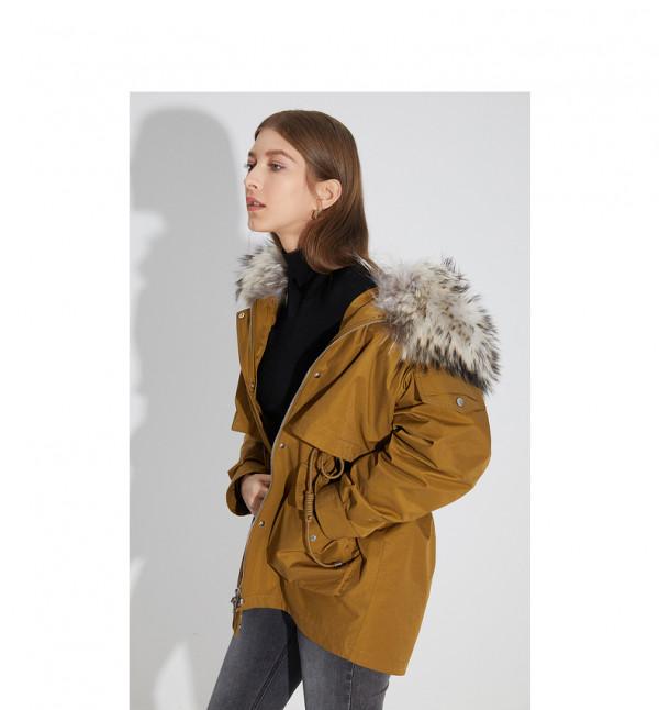 短款羽絨服怎麼搭配好看