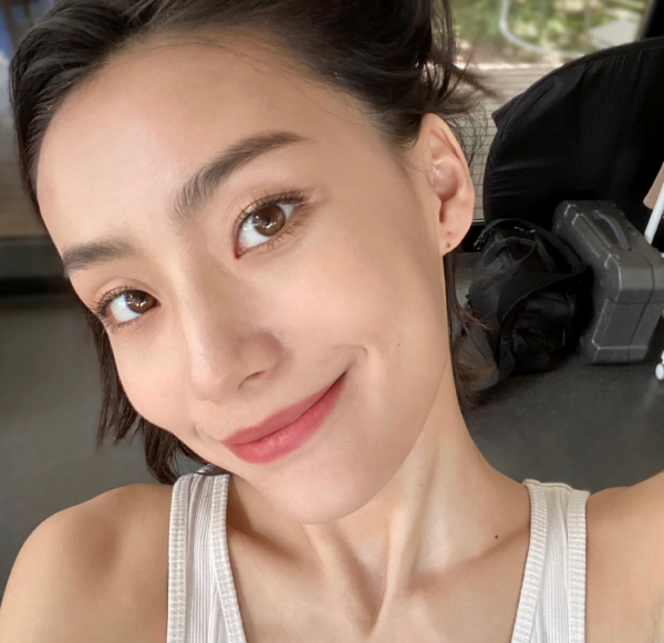 為什麼你化淡妝不夠驚豔？這4個妝容思路，助你變美有氣質