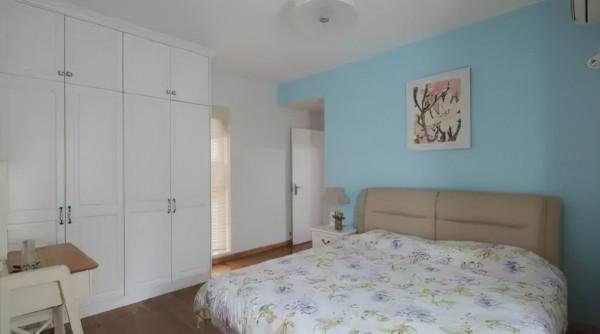 老公堅持窮裝修，牆面只刷白牆就入住，完工後全家人都很滿意