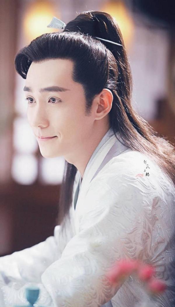 如今古裝劇裡的美男,我只服這6位!帥得很有古典感,儀態也超棒 如今古裝劇裡的美男,我只服這6位!帥得很有古典感,儀態也超棒