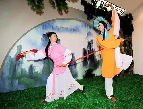 湖南花鼓戲劉海砍樵,劉海其實是一個不折不扣的負心漢 湖南花鼓戲劉海砍樵,劉海其實是一個不折不扣的負心漢