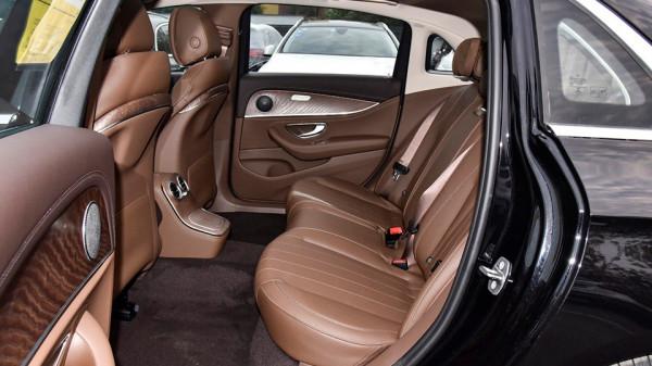 增加8千多的選裝配置，新款賓士E級插混版到底變了啥？