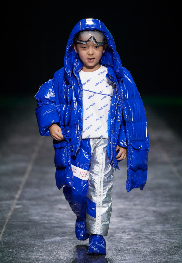 長相浪費基因？這些星二代，明明跟父母共用一張臉