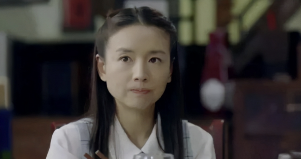 一把年紀還在“扮嫩”,有人43歲毫無違和感,有人藏不住狀態 一把年紀還在“扮嫩”,有人43歲毫無違和感,有人藏不住狀態