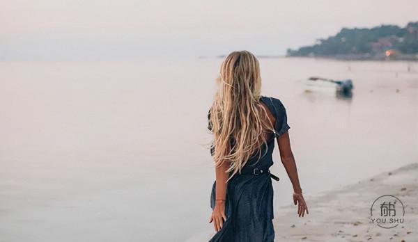 《簡·愛》：女人越活越幸福的4個跡象