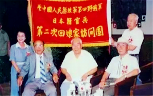 日籍醫護人員隨四野南征北戰，回國後，他們最珍視的是四枚紀念章