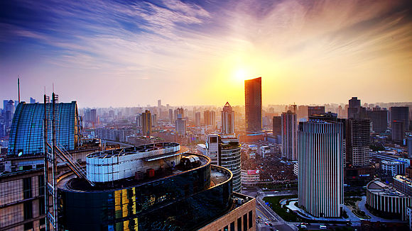 冬天法則 &vert; 龍湖的危機感