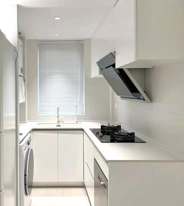 房子&OpenCurlyDoubleQuote;老破小&rdquo;不打緊，參考她家50㎡的舊房改造，堪稱整容級裝修