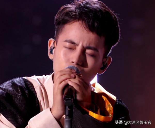 羅布慘敗，餘空離開，中國好聲音11強出爐，李克勤組僅剩2人