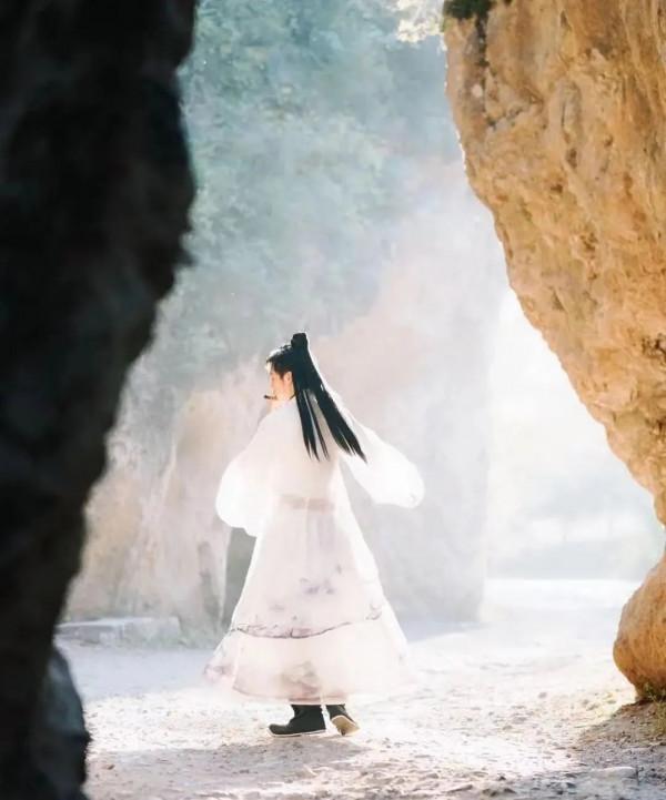 深藏在太行山峽谷中400多年曆史的爨（cuan）底下村，還是這麼火