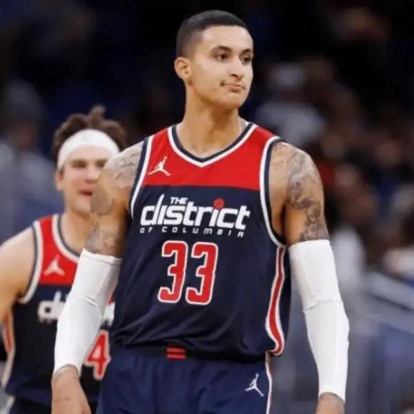 說勒布朗廢隊友，透過湖人離隊5人兩賽季對比，會發現他們變差了