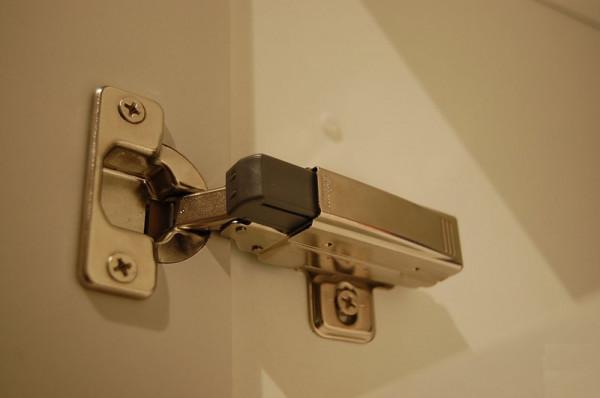 全屋定製,五金選什麼品牌划算?國產與進口相比誰更好?速看 全屋定製,五金選什麼品牌划算?國產與進口相比誰更好?速看