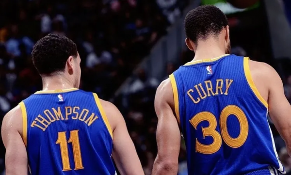 逗妹吐槽:阿森納重回第四,熟悉的節奏又回來了? 逗妹吐槽:阿森納重回第四,熟悉的節奏又回來了?