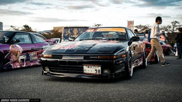 把你貼到車上是我愛的表達，歡迎來到痛車天國（上）