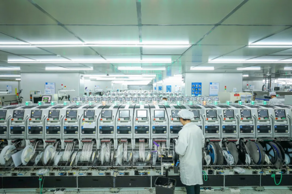 摺疊元年，2022年手機市場展望