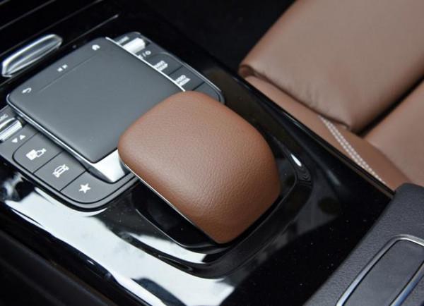 新款賓士CLA正式上市 售價29.98-37.91萬元 新款賓士CLA正式上市 售價29.98-37.91萬元