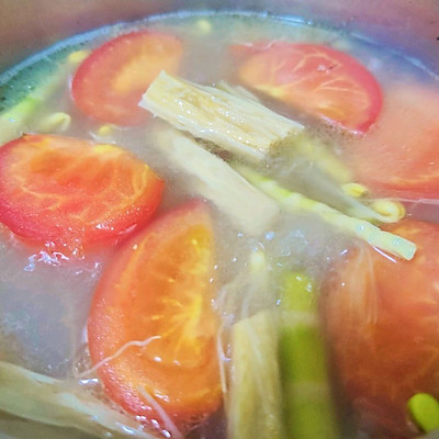 每次做這道清湯火鍋底,隔壁小孩都會來敲門 每次做這道清湯火鍋底,隔壁小孩都會來敲門