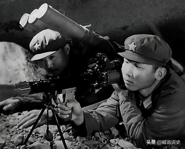 全能兵上陣威風八面:勇奪高炮守陣地,槍炮並用巧殺敵,太精彩 全能兵上陣威風八面:勇奪高炮守陣地,槍炮並用巧殺敵,太精彩