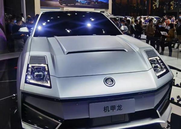 長城再次造轎車，車標和外觀設計引群眾吐槽，機甲龍是認真的嗎？