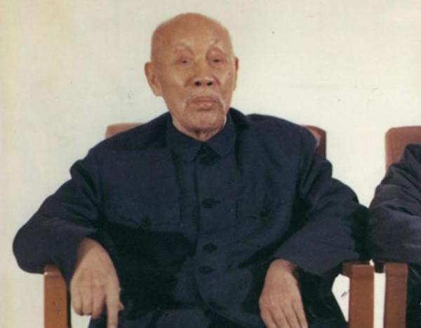 現代諜戰大師董必武，培養出四位頂級特工，其中一人成為開國中將