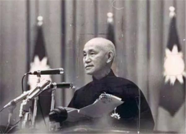 毛主席和蔣介石在用人方面有三點不同，決定了兩人最終的結局