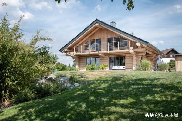 這4款120平方左右的圓形原木頭建造的小木屋別墅冬天最合適住 這4款120平方左右的圓形原木頭建造的小木屋別墅冬天最合適住