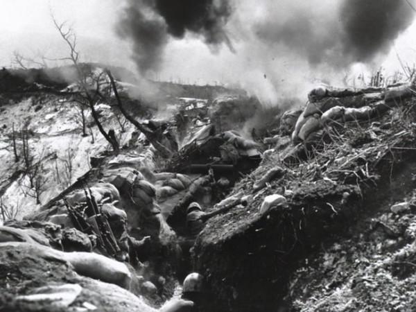 一志願軍發明“打空爆”玩法，9人幹掉400人，美軍誤認為是高科技