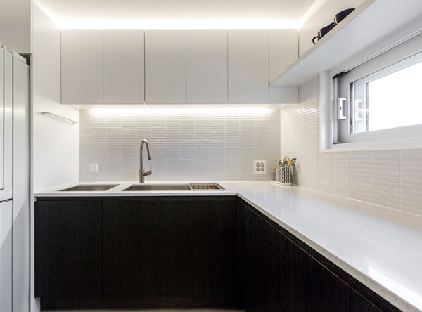 一人獨居185㎡，全屋不豪裝只用石膏線條，照樣裝修高階精緻感