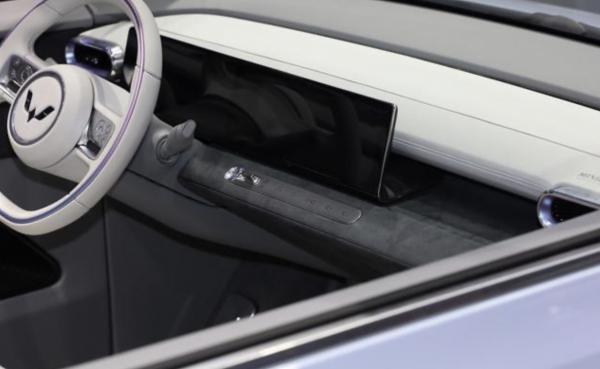 配軟頂敞篷 宏光MINIEV敞篷版或明年上市,國內售價未知 配軟頂敞篷 宏光MINIEV敞篷版或明年上市,國內售價未知