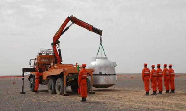 神舟12號返回艙著陸，明明裝有北斗定位，為什麼還要派人去搜尋？