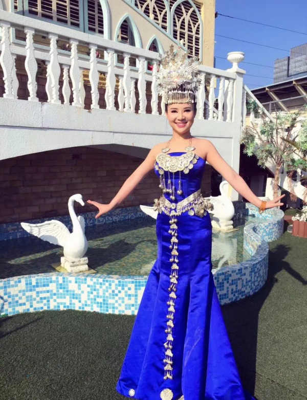 盲人歌手劉賽:爆紅後嫁河南農村,倒貼2套房,將公婆當孩子寵 盲人歌手劉賽:爆紅後嫁河南農村,倒貼2套房,將公婆當孩子寵