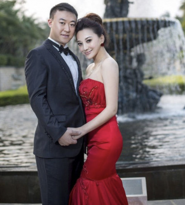 馬琳:18個世界冠軍,結婚現場宣佈退役,婚後稱妻子是白月光 馬琳:18個世界冠軍,結婚現場宣佈退役,婚後稱妻子是白月光