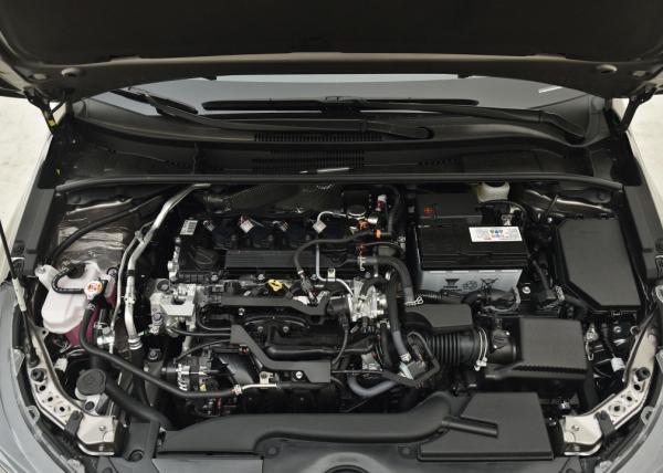 相同17萬元價格落地，選凌尚頂配？還是帕薩特280TSI低配？