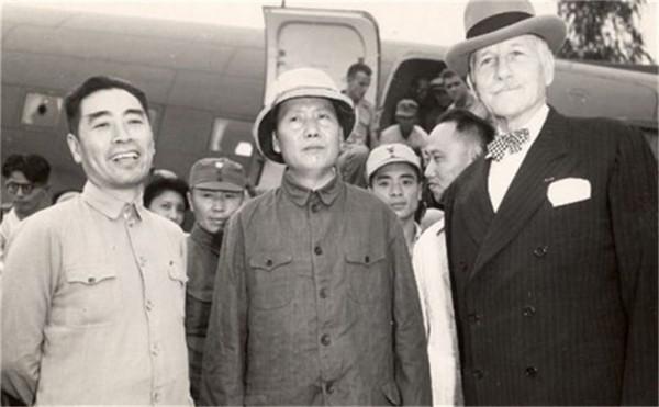 重慶談判時,蔣介石準備讓毛澤東當新疆省長,主席得知有何反應 重慶談判時,蔣介石準備讓毛澤東當新疆省長,主席得知有何反應