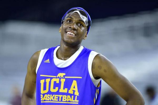 不理解吧,一個場均4+3的替補,4年拒絕3筆高薪,他到底圖啥? 不理解吧,一個場均4+3的替補,4年拒絕3筆高薪,他到底圖啥?