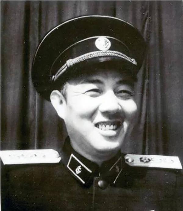 開國上將女兒嫁給貧下中農出身的幹部,上將:真是門當戶對 開國上將女兒嫁給貧下中農出身的幹部,上將:真是門當戶對