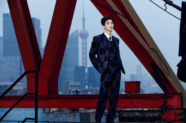 雷佳音李現撞衫遭吐槽！33位男星撞衫修羅場，誰醜誰尷尬