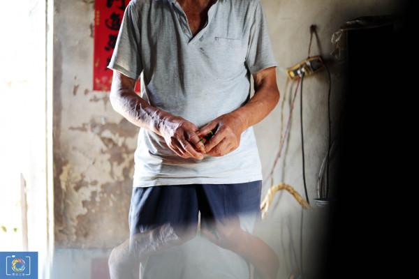 我今年86歲,解放前當長工,分了地主家3間土房,娶妻生子一輩子 我今年86歲,解放前當長工,分了地主家3間土房,娶妻生子一輩子