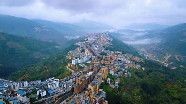 雲南這個邊境小城靠近越南,房價很低適合養老:比大理麗江更滋潤 雲南這個邊境小城靠近越南,房價很低適合養老:比大理麗江更滋潤