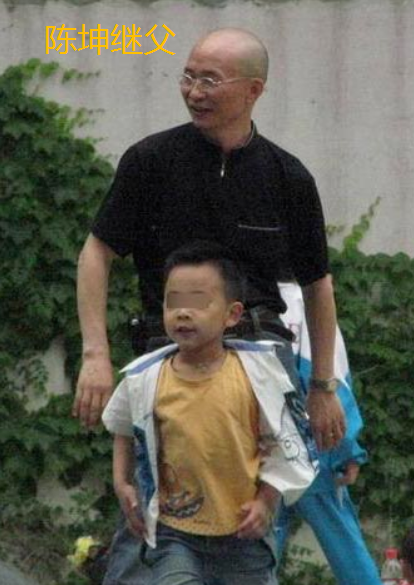 陳坤兒子陳尊佑的身世之謎,時間回到18年前,保姆傳聞不攻自破 陳坤兒子陳尊佑的身世之謎,時間回到18年前,保姆傳聞不攻自破