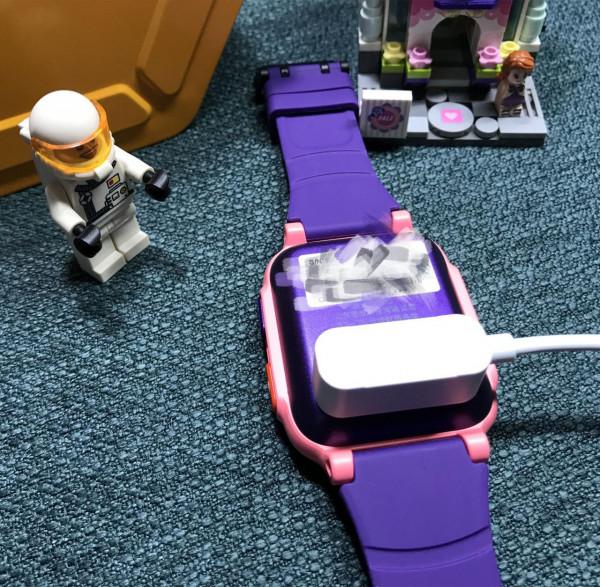 心手相連，只需要一塊帶關懷模式的兒童手錶，守望不下線