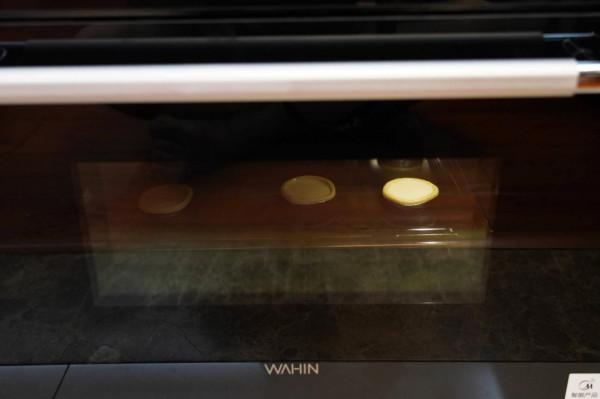 2021下半年2000元蒸烤一體烤箱哪家強？實測+菜品演示給你答案