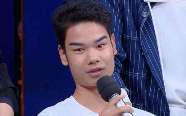 3年前，一夜爆火的“髮際線男孩”小吳，如今怎樣了？