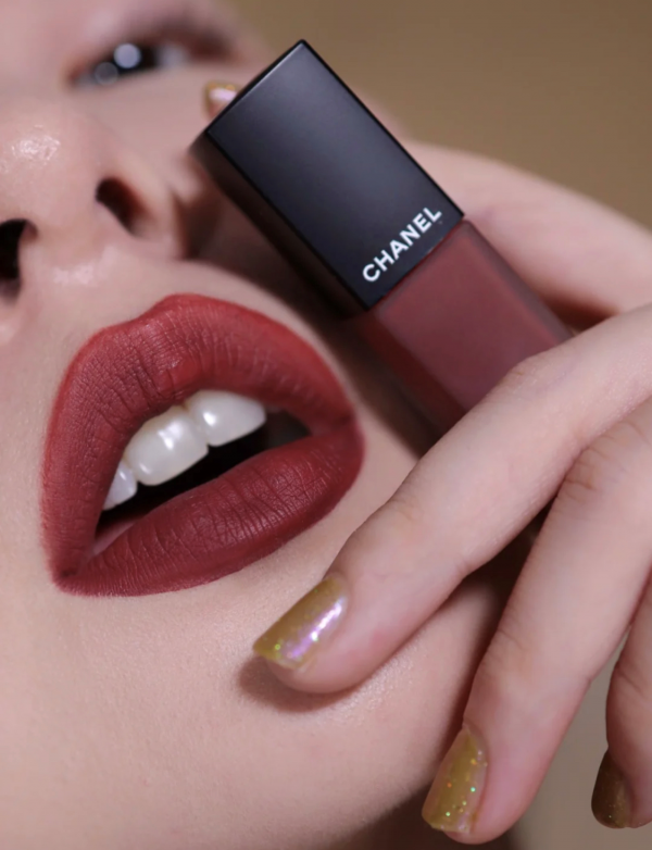 建議“黃皮”女生,秋冬買口紅都別少了這幾支,顯白高階有女人味 建議“黃皮”女生,秋冬買口紅都別少了這幾支,顯白高階有女人味