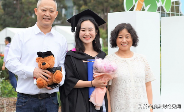 澳洲明起開放國際旅行,華人猶豫是否回國,超長隔離期成攔路虎 澳洲明起開放國際旅行,華人猶豫是否回國,超長隔離期成攔路虎